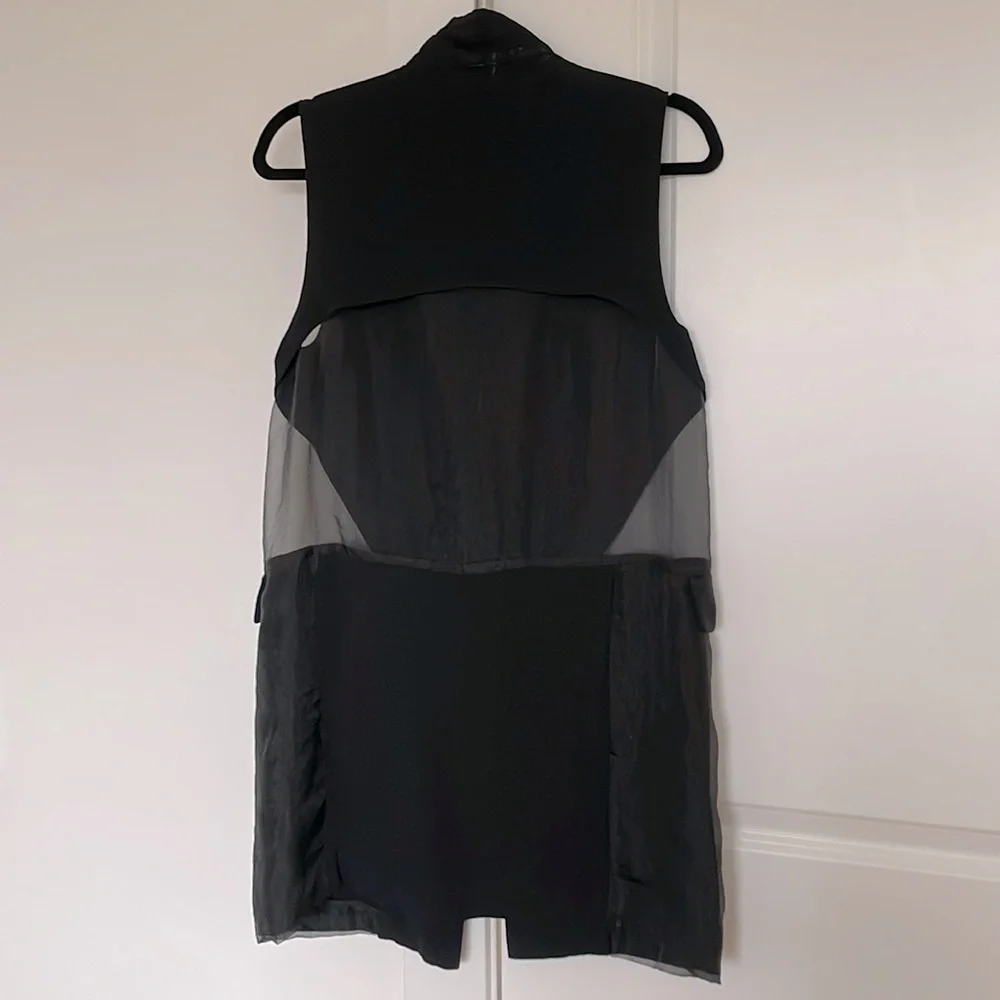 NWOT Black Sleeveless Blazer by H&M - Picture 9 of 9